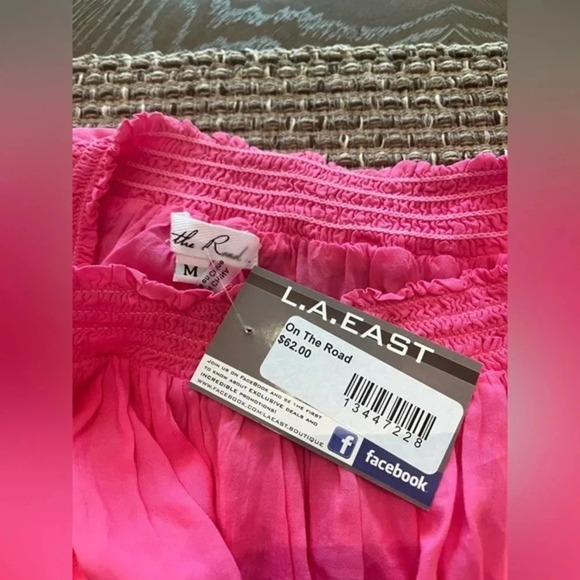 🌸On‎ The Road Pink Strapless Ruffle Top - Picture 10 of 10